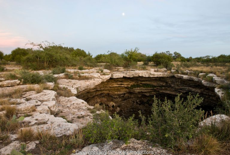 Biggest, Deepest and Devastating Sinkholes around the World | Geology Page