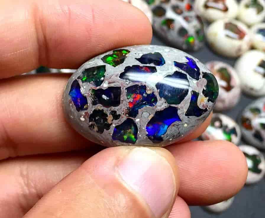 30 Rare Gems and Minerals in New Mexico