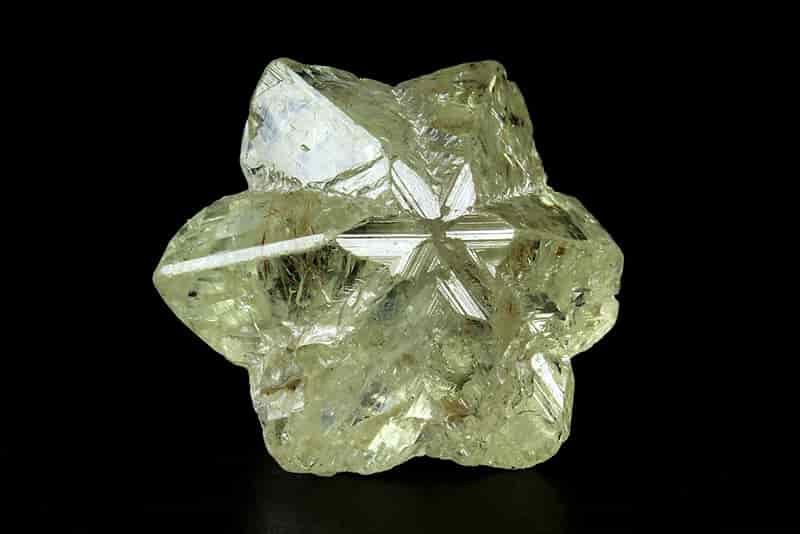 Top 10 World's Rarest & Most Valuable Gems - Geology In